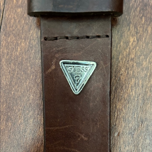 Vintage Guess Women’s Brown Leather Belt with Nickel Toned Buckle, Size Small - Picture 9 of 16